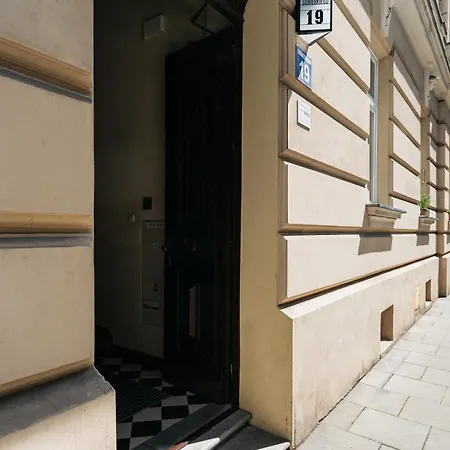 Native Sobieskiego 19 * Cracovia