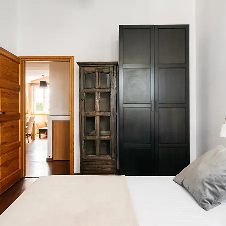 Native Sobieskiego 19